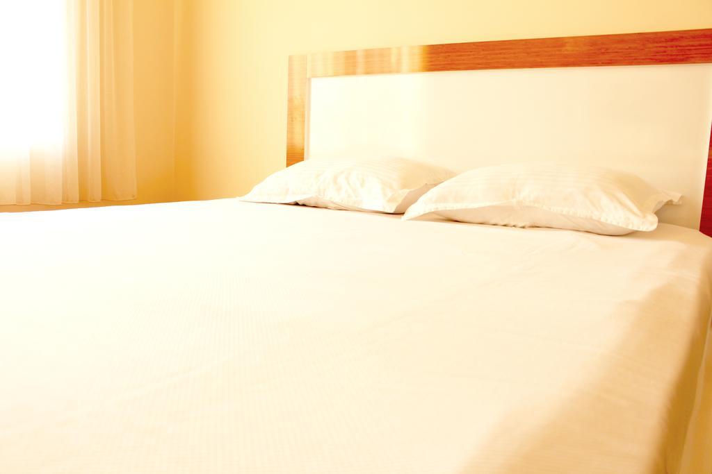 Hotel دوزجي المظهر الخارجي الصورة
