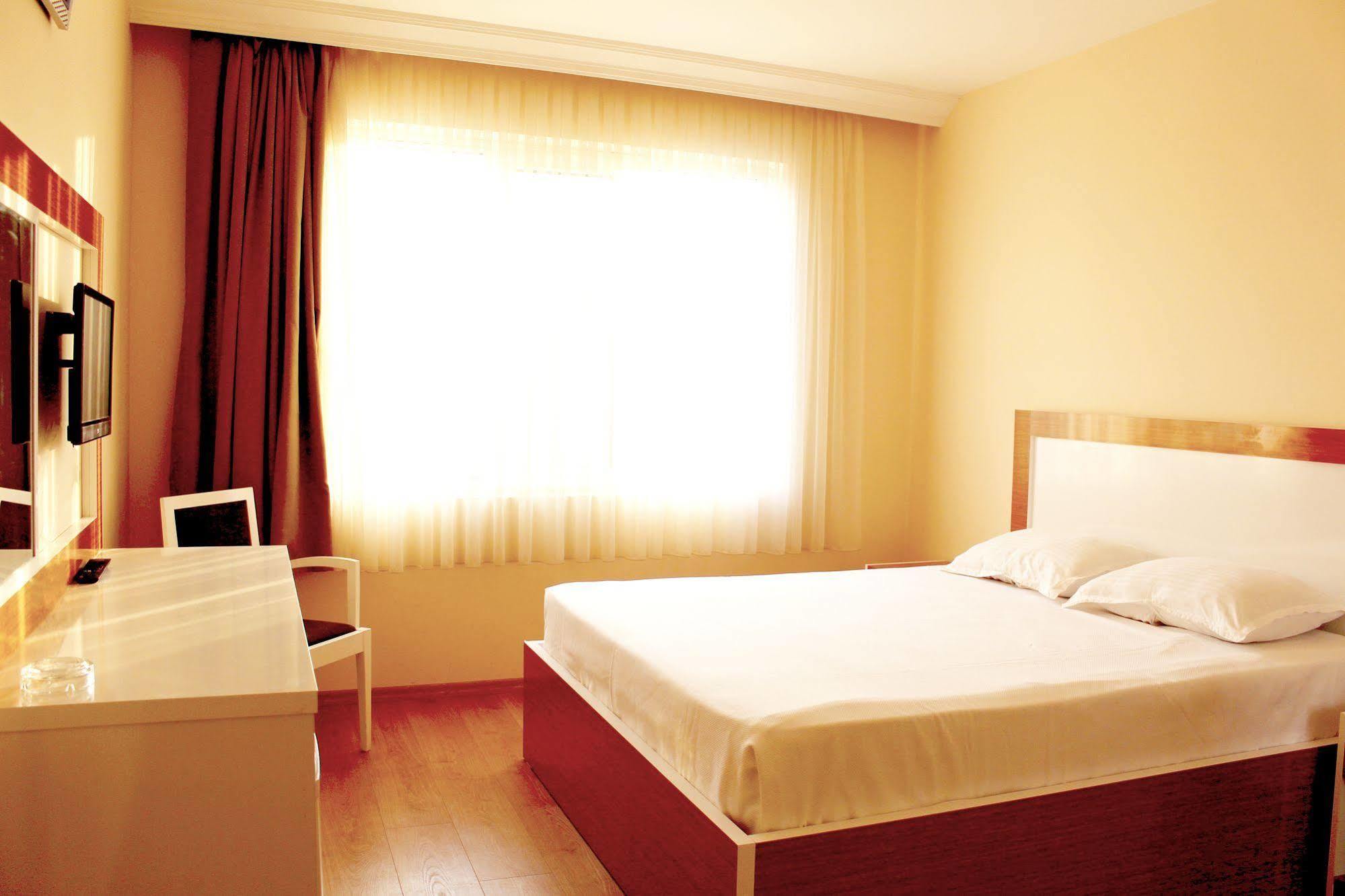 Hotel دوزجي المظهر الخارجي الصورة